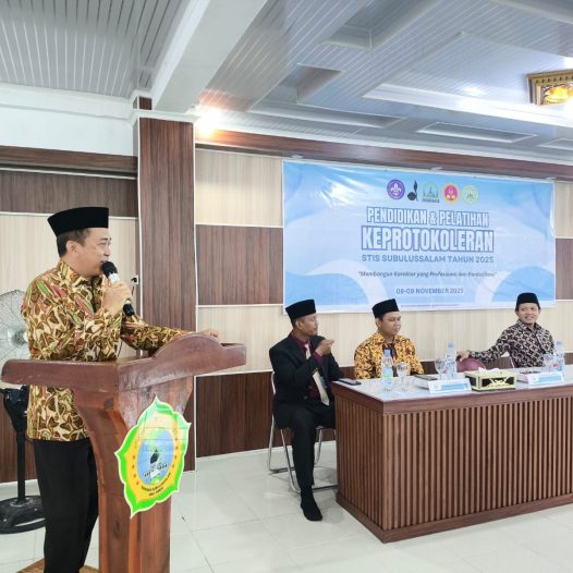 Ketua STISS Buka secara Resmi Kegiatan Pendidikan dan Pelatihan Keprotokoleran