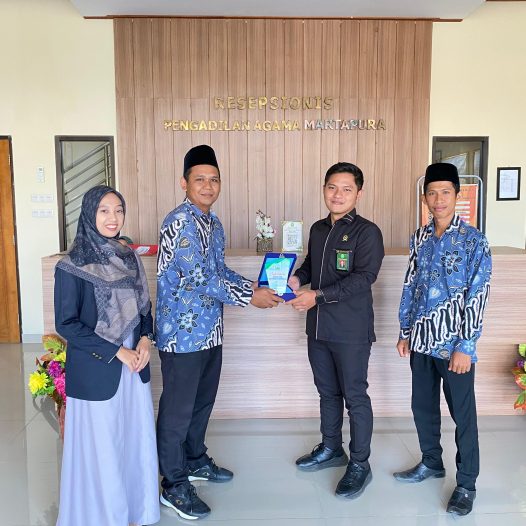 Perdalam Pengetahuan Tentang Hukum Acara Peradilan Agama dan Hukum Acara Perdata, Sejumlah Mahasiswa STISS Ikuti PLKH di Pengadilan Agama Martapura