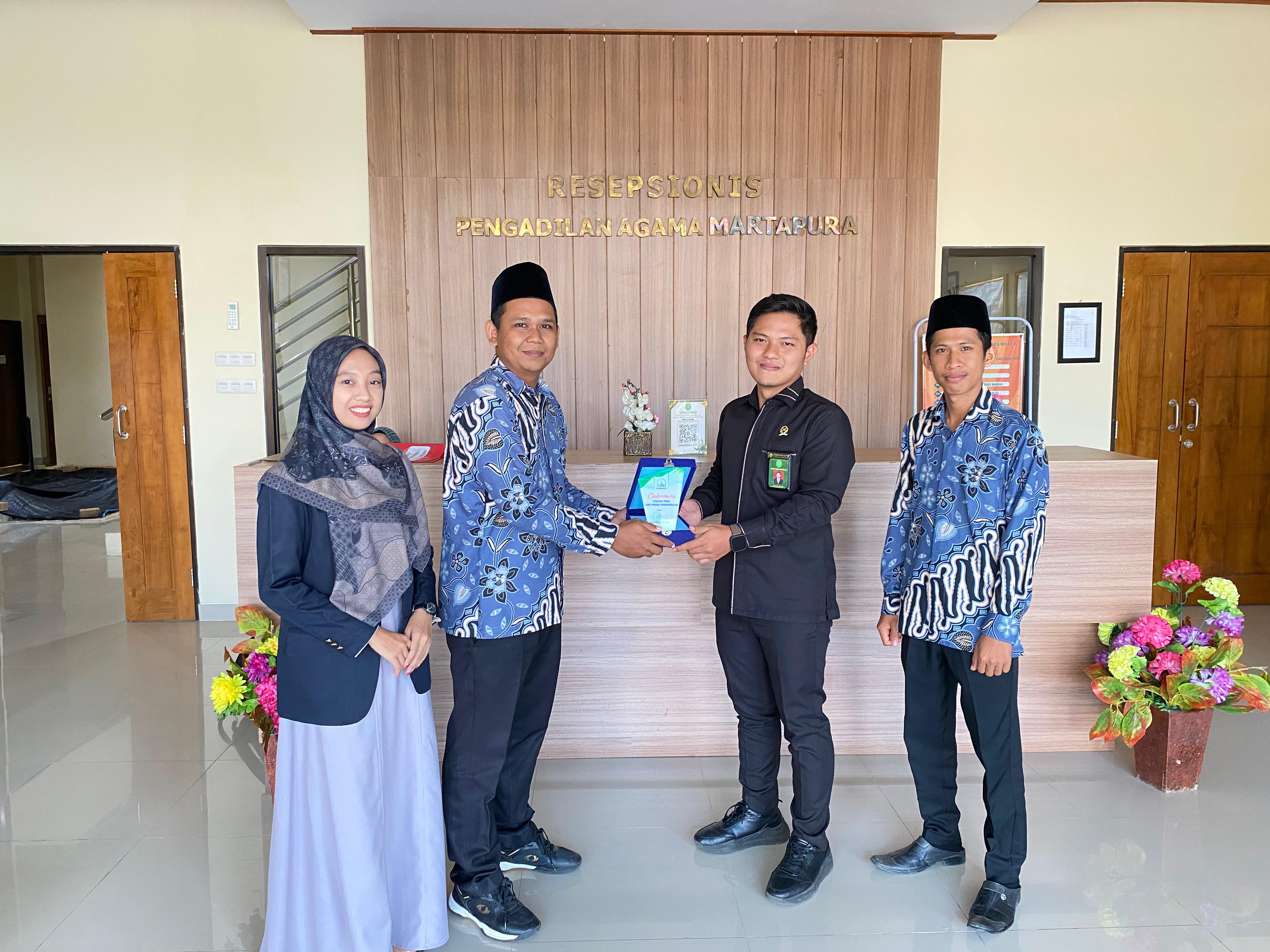 Perdalam Pengetahuan Tentang Hukum Acara Peradilan Agama dan Hukum Acara Perdata, Sejumlah Mahasiswa STISS Ikuti PLKH di Pengadilan Agama Martapura Perdalam Pengetahuan Tentang Hukum Acara Peradilan Agama dan Hukum Acara Perdata, Sejumlah Mahasiswa STISS Ikuti PLKH di Pengadilan Agama Martapura