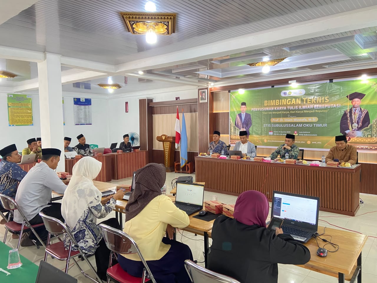 Bersama Prof. Dr. Imam Mustofa, M.Si STIS Subulussalam Gelar BIMTEK Penyusunan Karya Tulis Ilmiah Bereputasi: Dari Ide Menjadi Karya, dari Karya Menuju Reputasi