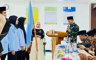 Wakil Ketua III STIS Subulussalam Lantik Pengurus DEMA dan SEMA Periode 2026/2027